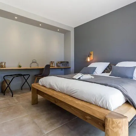 Prázdninový dům Contemporaine Avec Spa, Sauna, Piscine Et Ile Privative Pres De Nantes - Fr-1-306-866